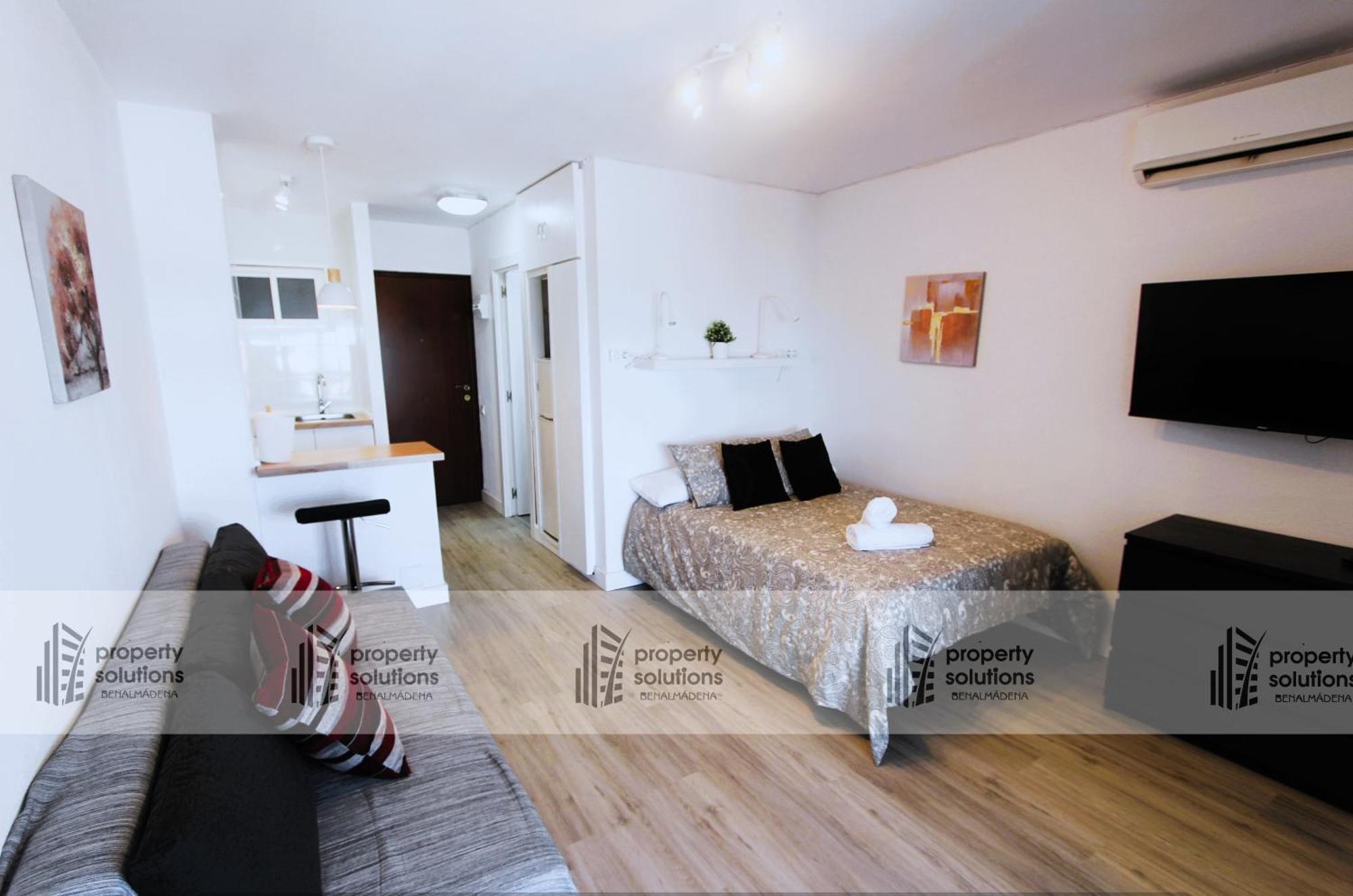 714 Iris Apartamento - Vista Al Mar - Cerca De Tren, Restaurantes, Tiendas - Playa A 10 Min Caminando Benalmádena Buitenkant foto